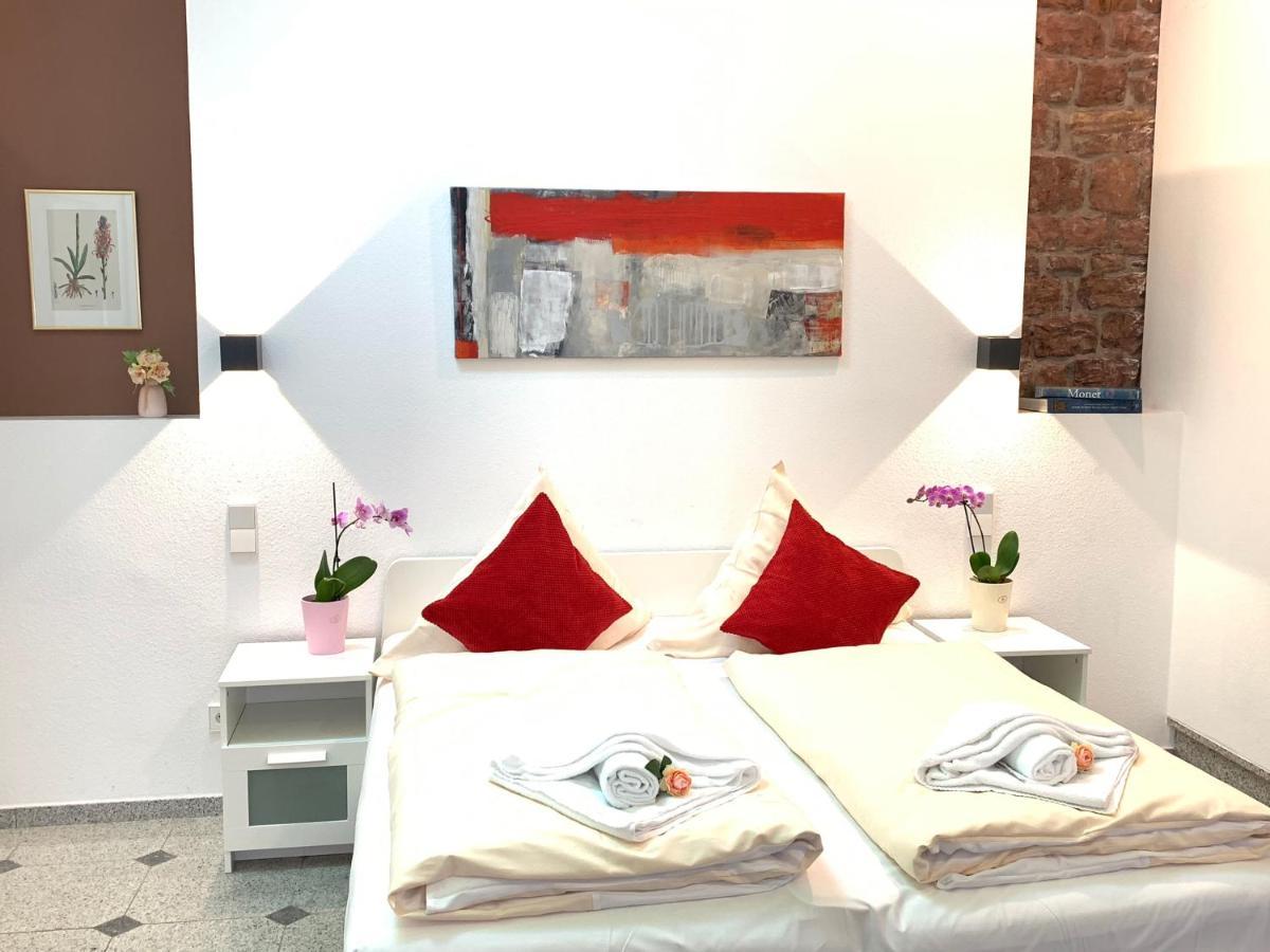 Hotel B54